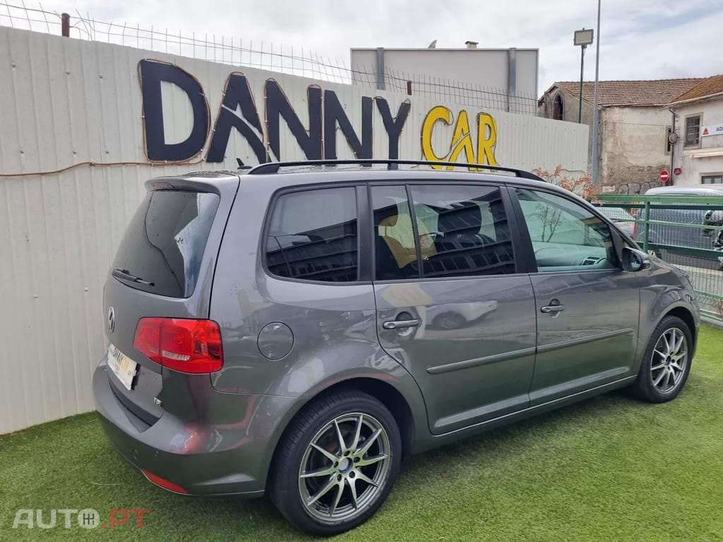 Volkswagen Touran 1.6 TDI DPF BlueMotion Comfortline