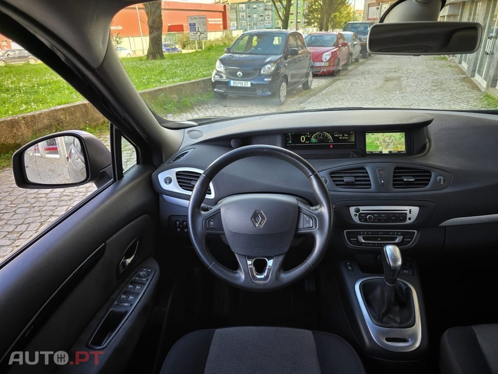 Renault Scénic 1.5 dCi Dynamique S EDC