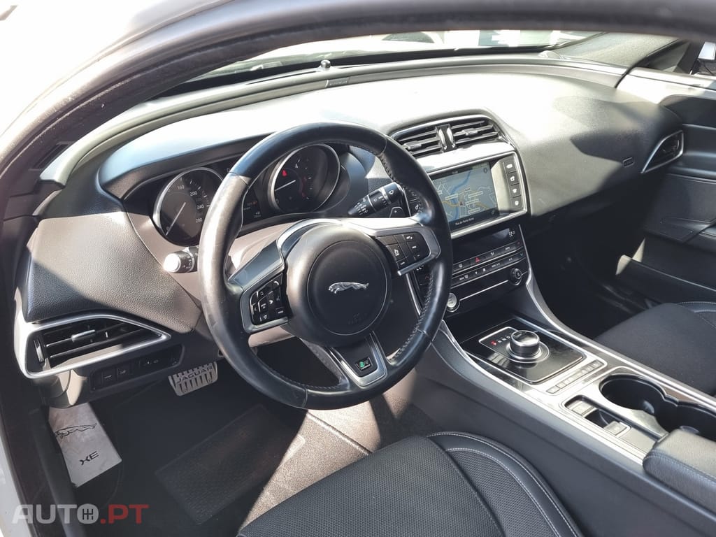 Jaguar XE 2.0 D R-Sport Aut.