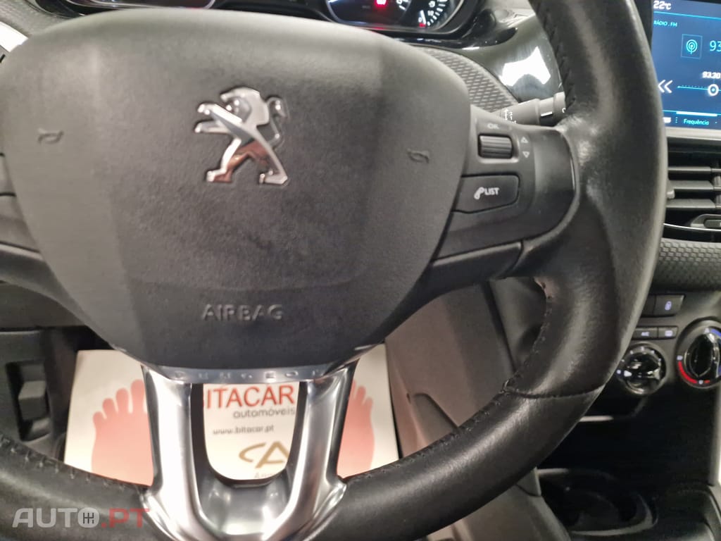 Peugeot 208 1.6 BlueHDi Style