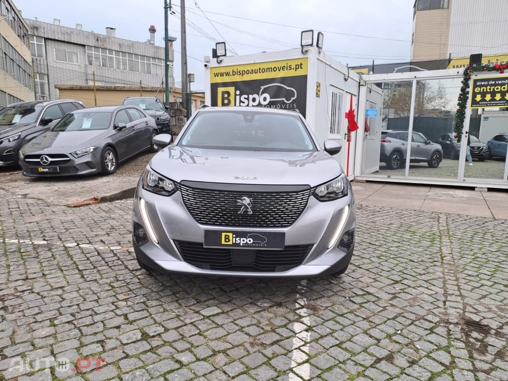 Peugeot 2008 1.2 PureTech Allure