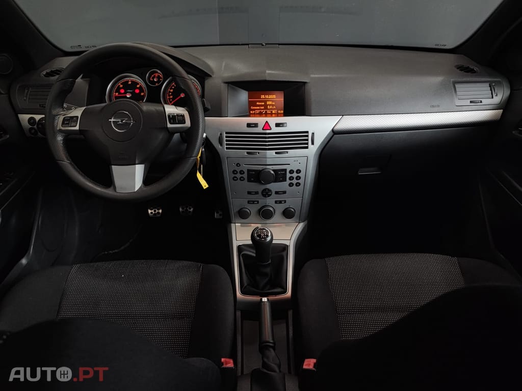 Opel Astra GTC 1.7cdti