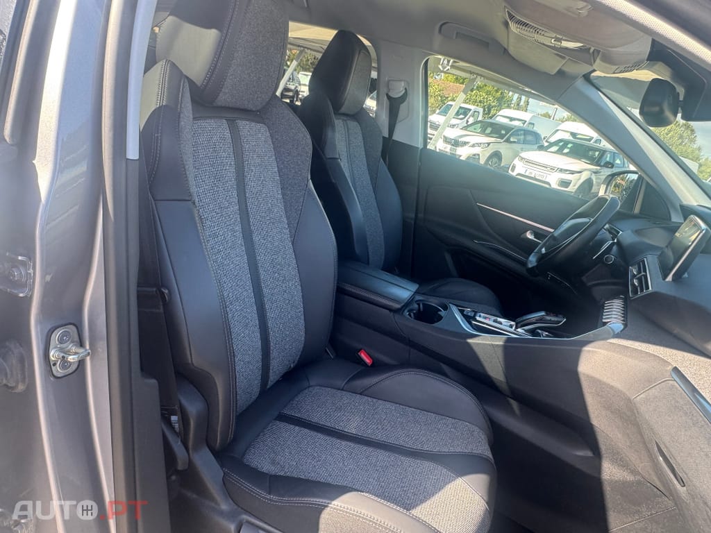 Peugeot 3008 1.6 BlueHDi Allure