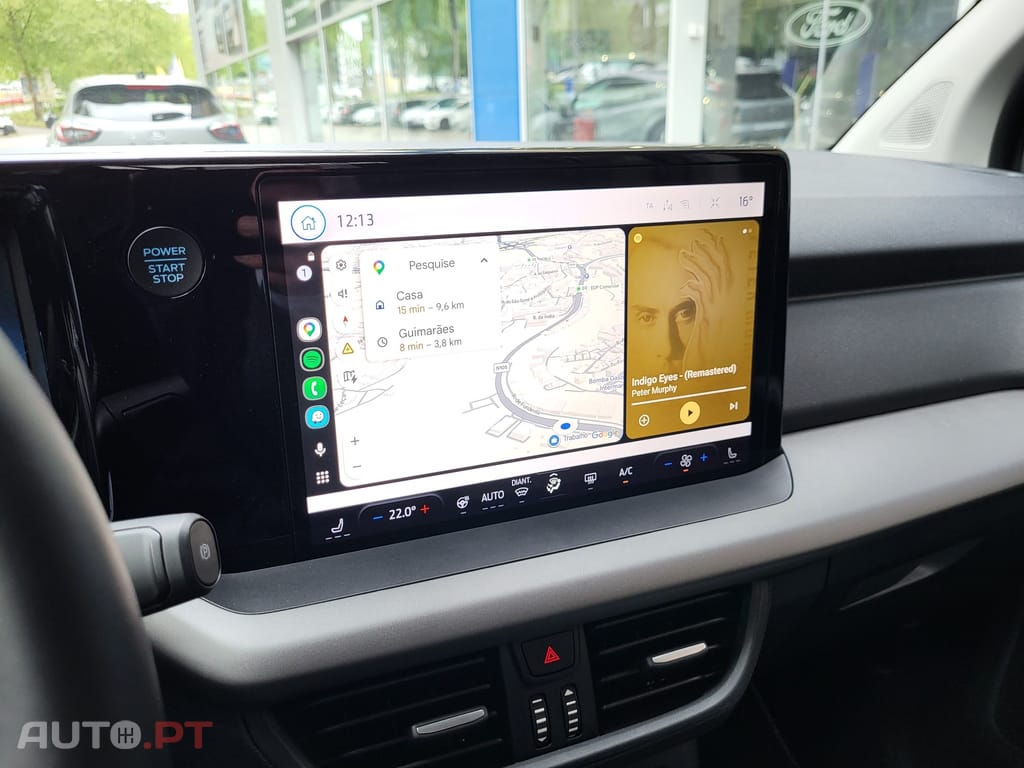 Ford Tourneo TITANIUM 43,6kWh 136CV