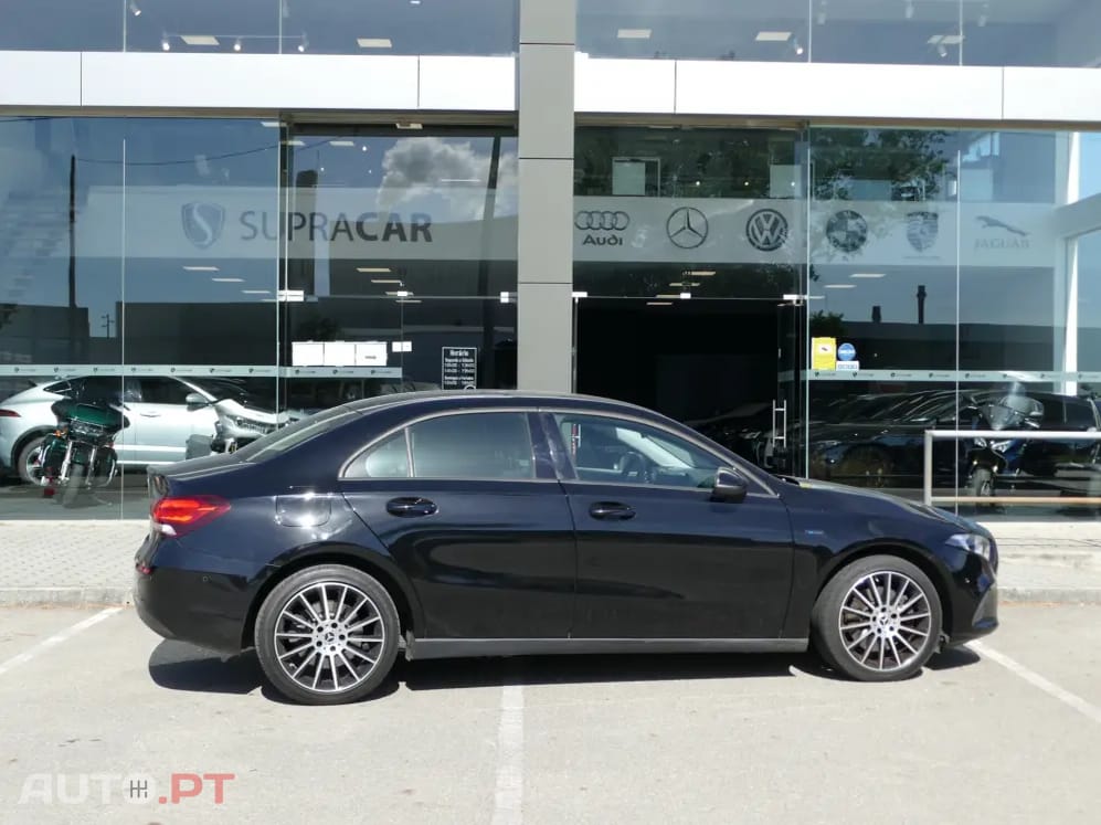 Mercedes-Benz A 250 e