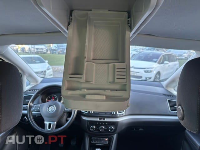 Volkswagen Sharan 2.0 TDI Confortline