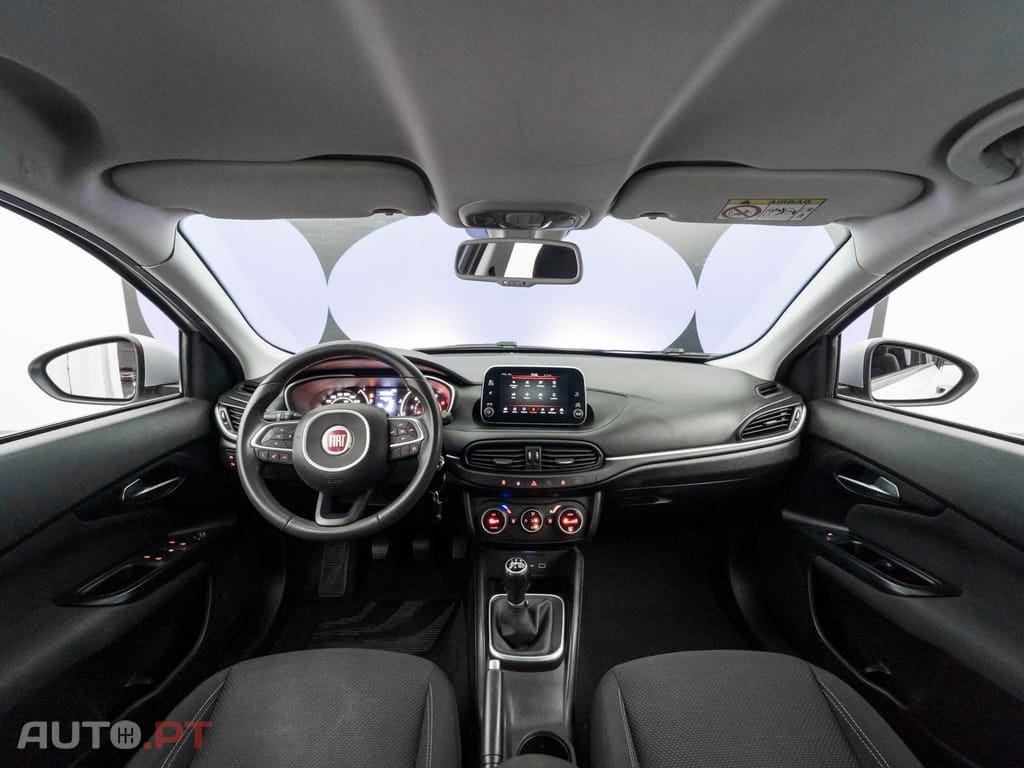Fiat Tipo 1.3 M-Jet Lounge