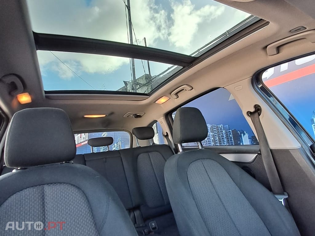 BMW 216 d Luxury Line
