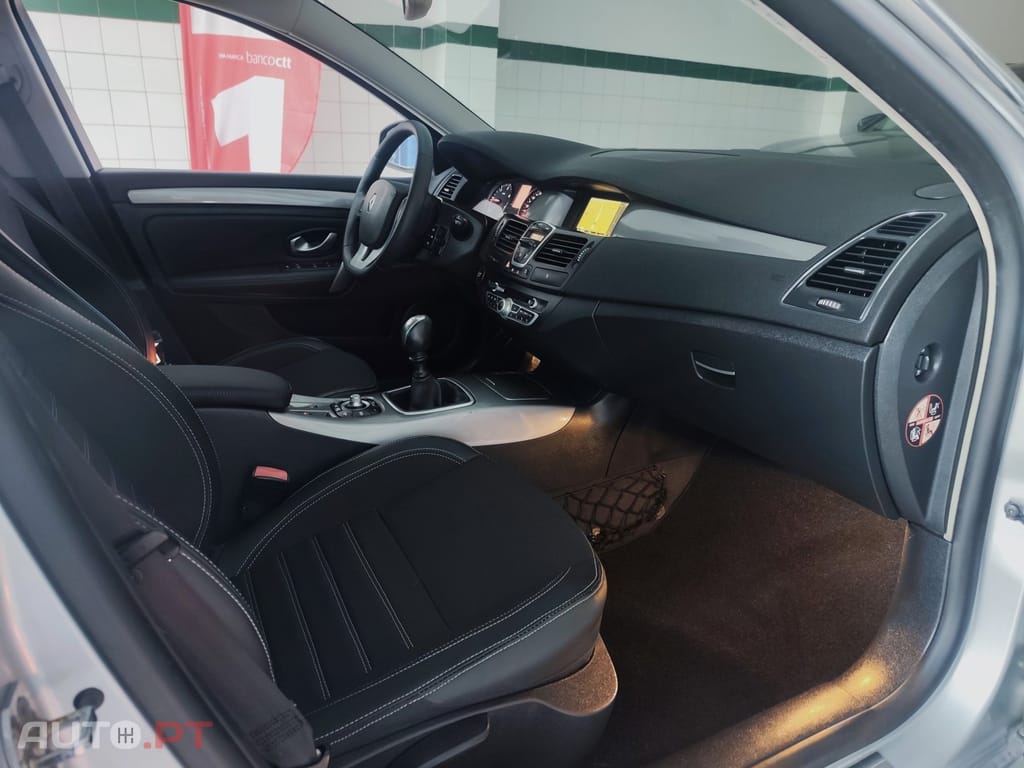 Renault Laguna Break 2.0 DCi Dynamique S 4control