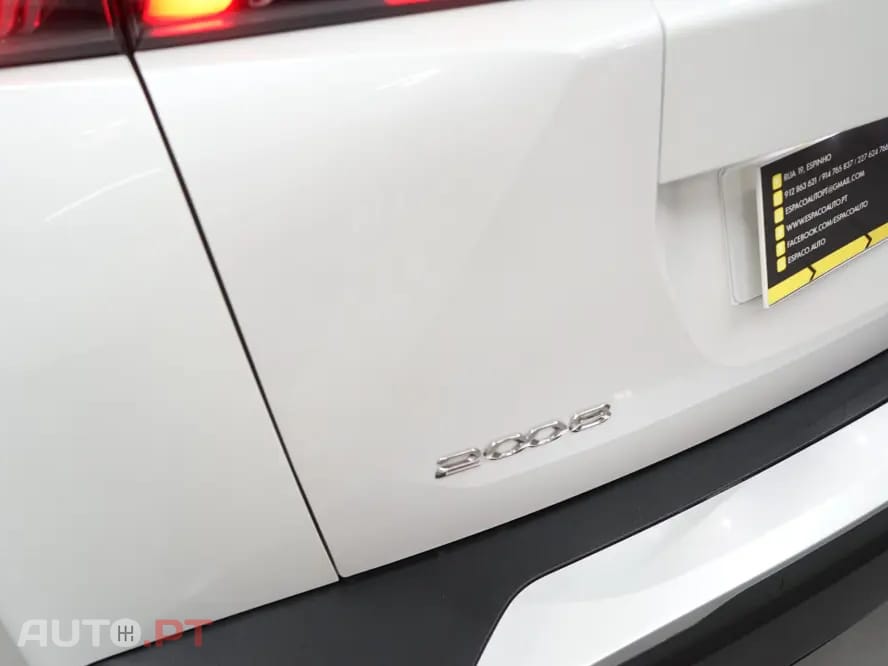 Peugeot 2008 1.2 PureTech Allure Pack EAT8