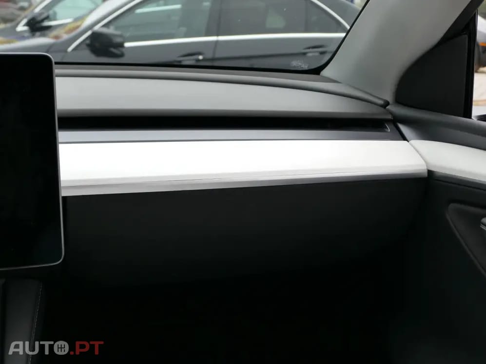 Tesla Model Y Tração Traseira