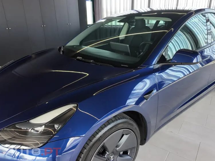 Tesla Model 3 Standard Range Plus RWD