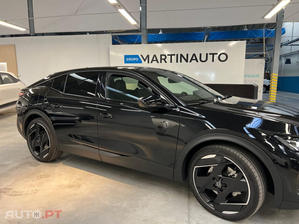 Peugeot 408 1.6 Hybrid GT e-DCS7