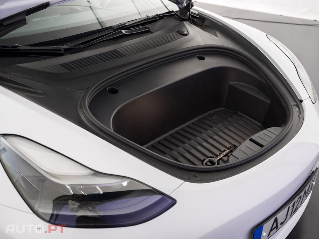 Tesla Model 3 Long Range Tração Integral