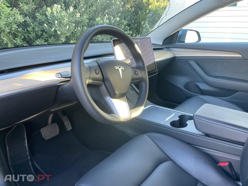 Tesla Model 3 Standard RWD Plus