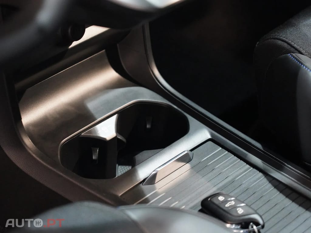 MG MG4 64 kWh Luxury