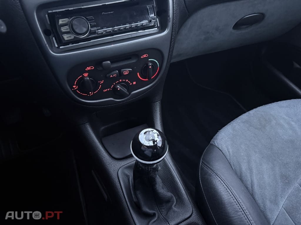 Peugeot 206 1.4 16V XS