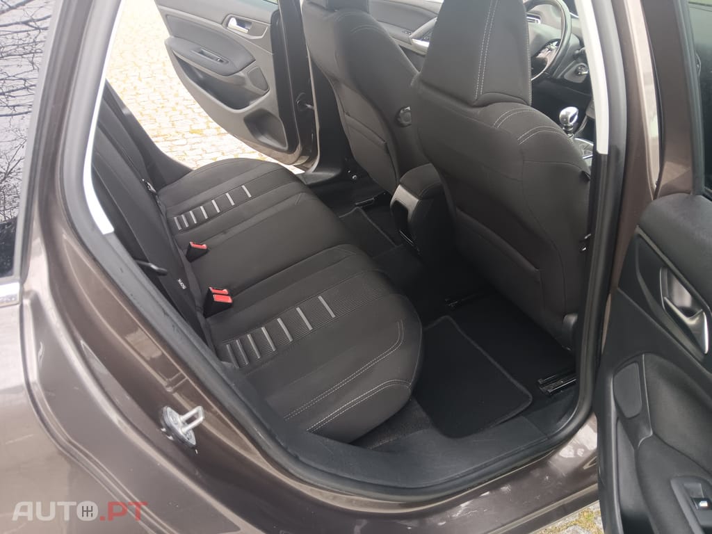 Peugeot 308 SW 1.6 BlueHDI