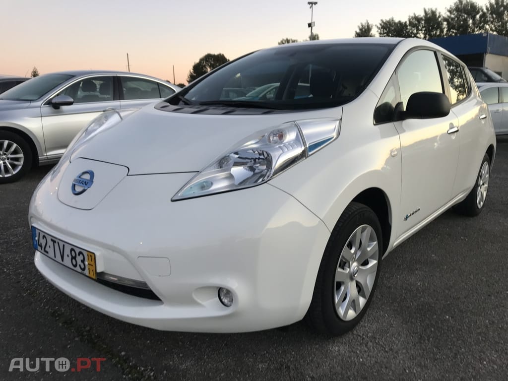 Nissan Leaf Acenta 30 kwh
