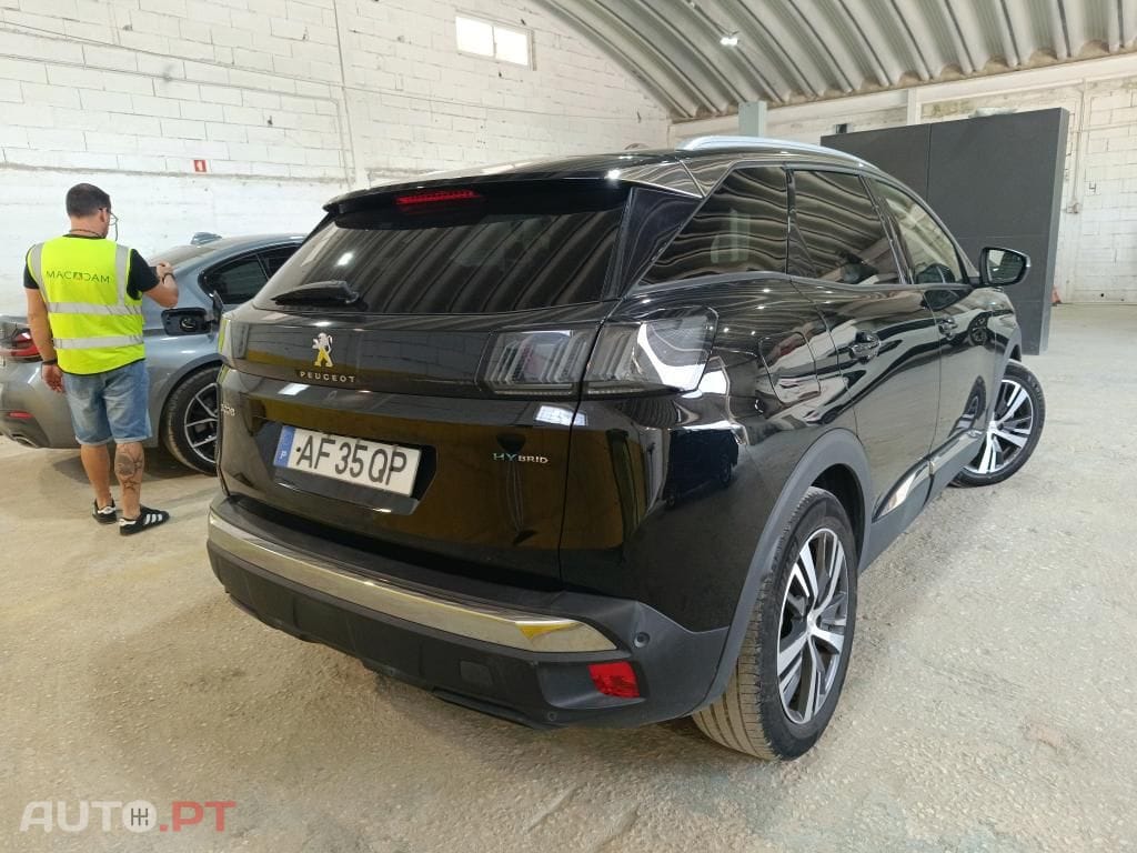 Peugeot 3008 1.6 Hybrid Allure Pack e-EAT8