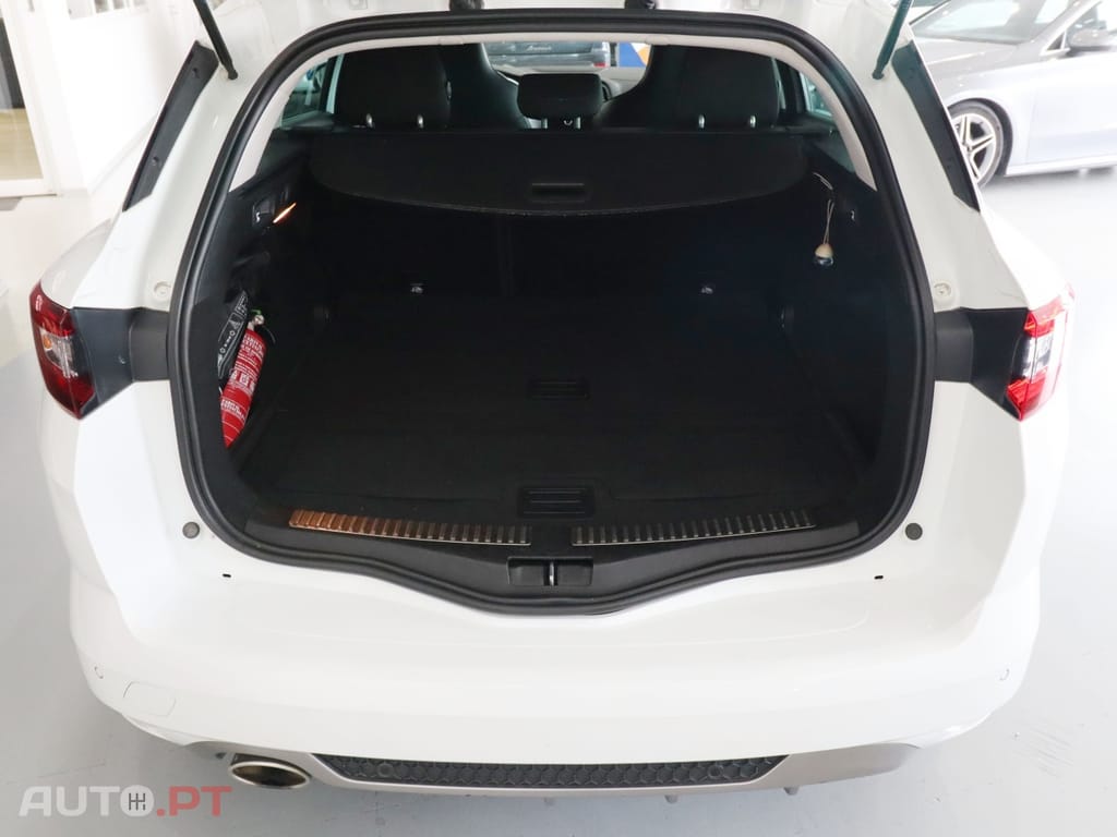 Renault Mégane Sport Tourer 1.5 dCi GT Line J18