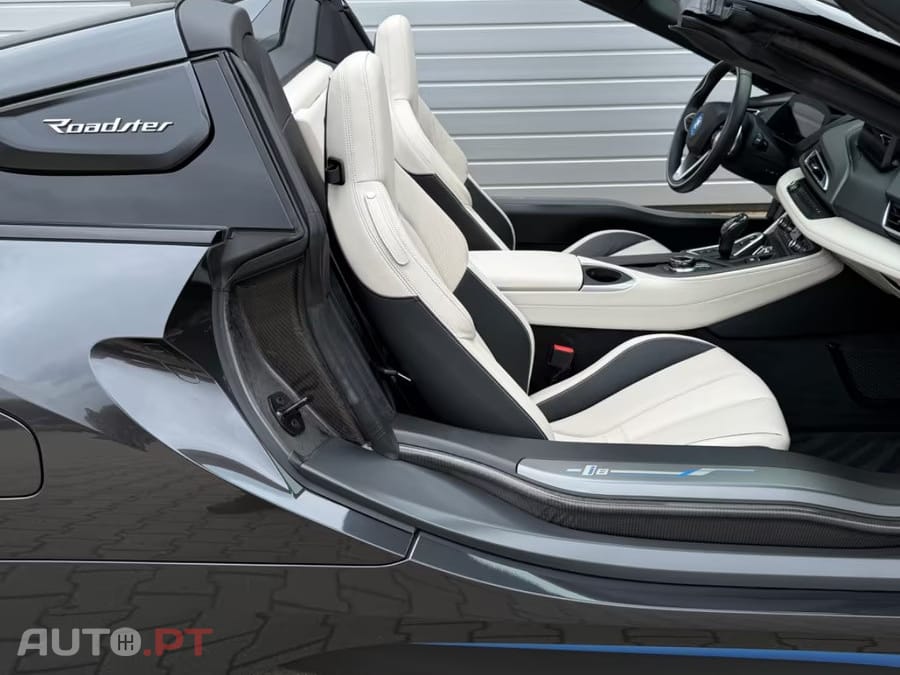BMW i8 Roadster First Edition