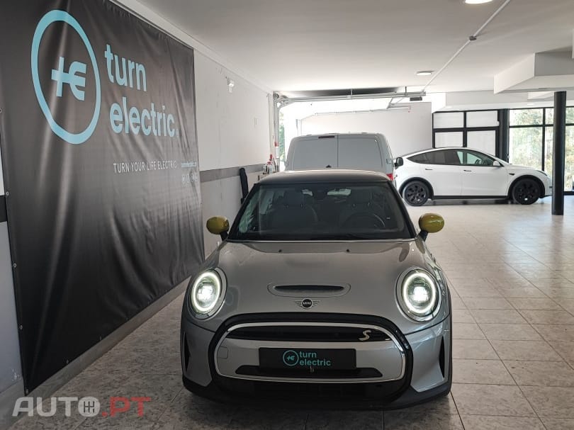 MINI Cooper Cooper SE