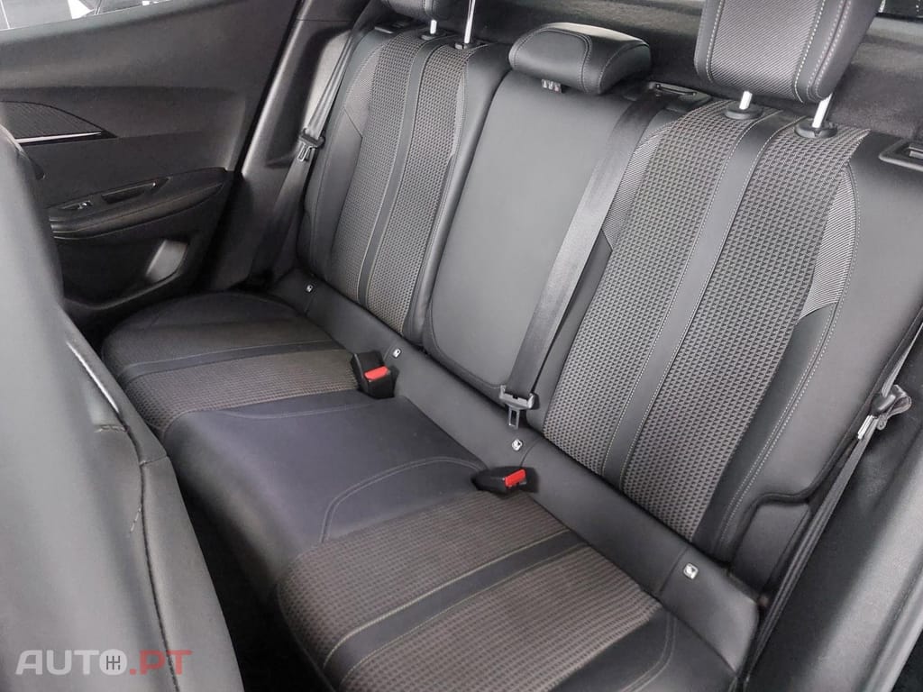 Peugeot 2008 1.2 PureTech GT Line
