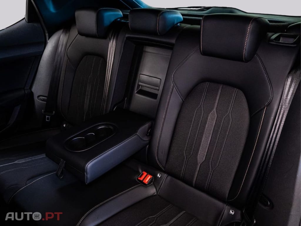 Cupra Leon 1.4 VZ eHYBRID I.V.A DEDUTÍVEL 
