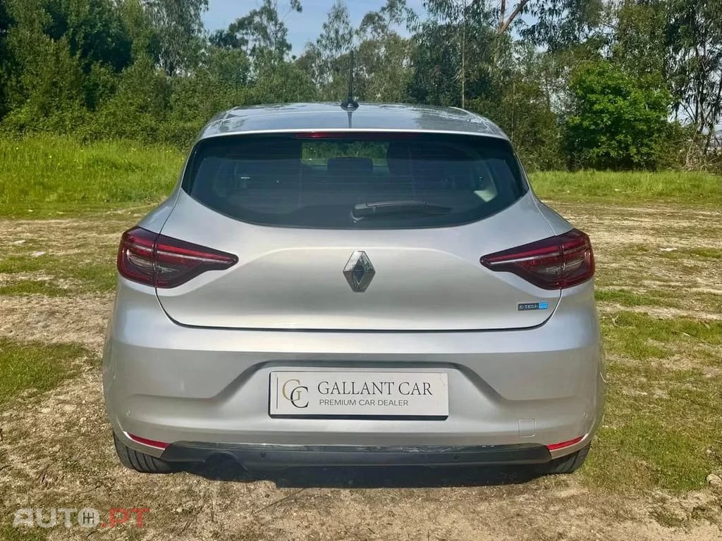 Renault Clio  1 6 E  Tech Full Hybrid Techno