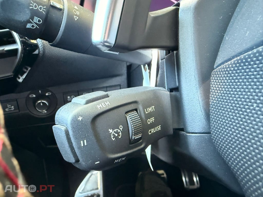 DS DS7 E-Tense Performance Line EAT8