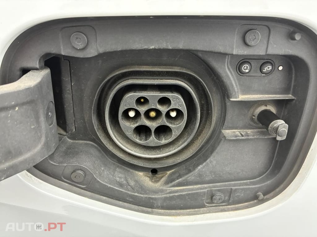 Audi Q3 45 TFSIe S tronic S line