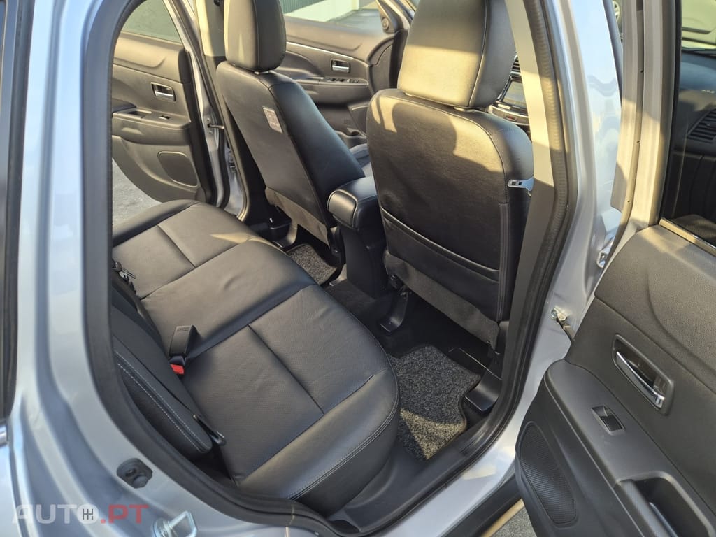 Mitsubishi ASX 1.6 DI-D Intense Black Edition