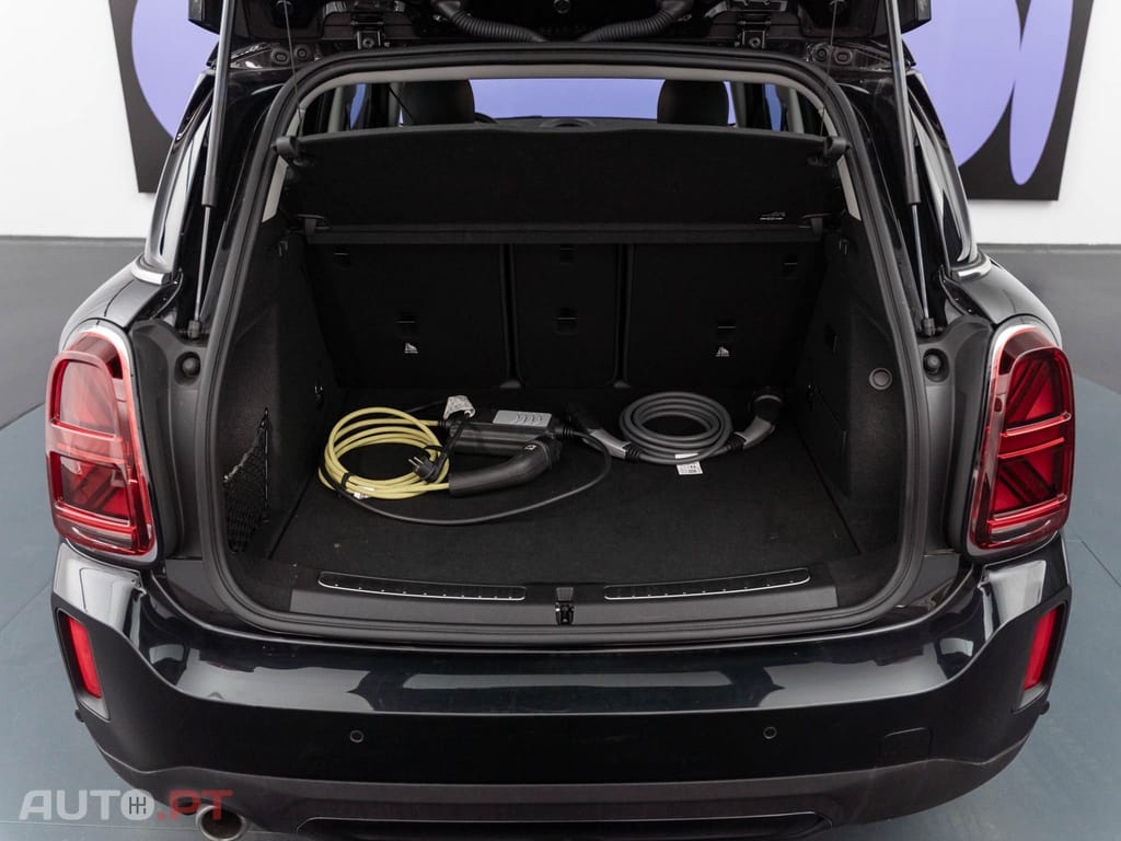 MINI Countryman Cooper SE Premium Essential Auto