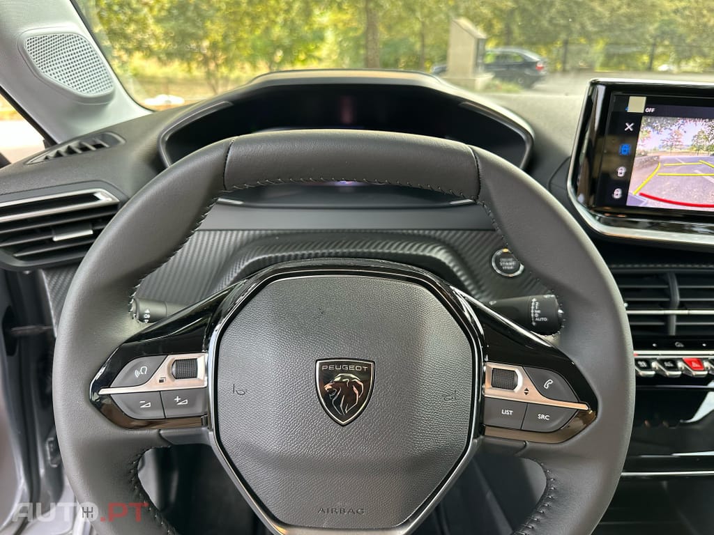 Peugeot E-208 51 kWh Allure