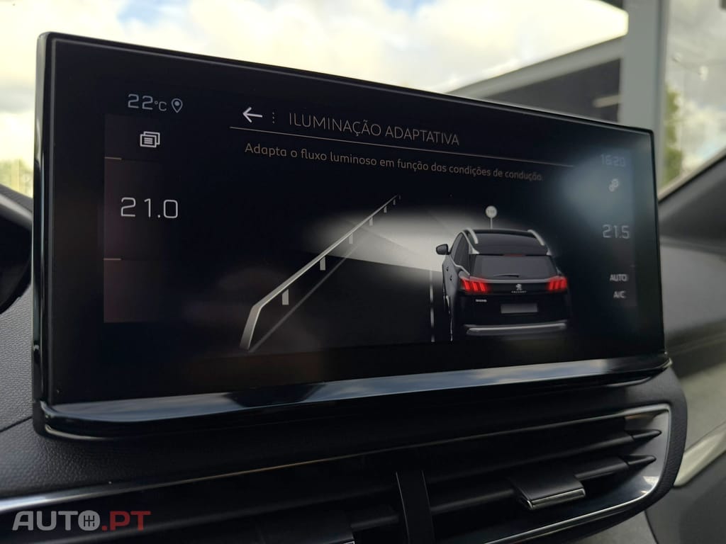 Peugeot 3008 1.5 BlueHDi GT EAT8