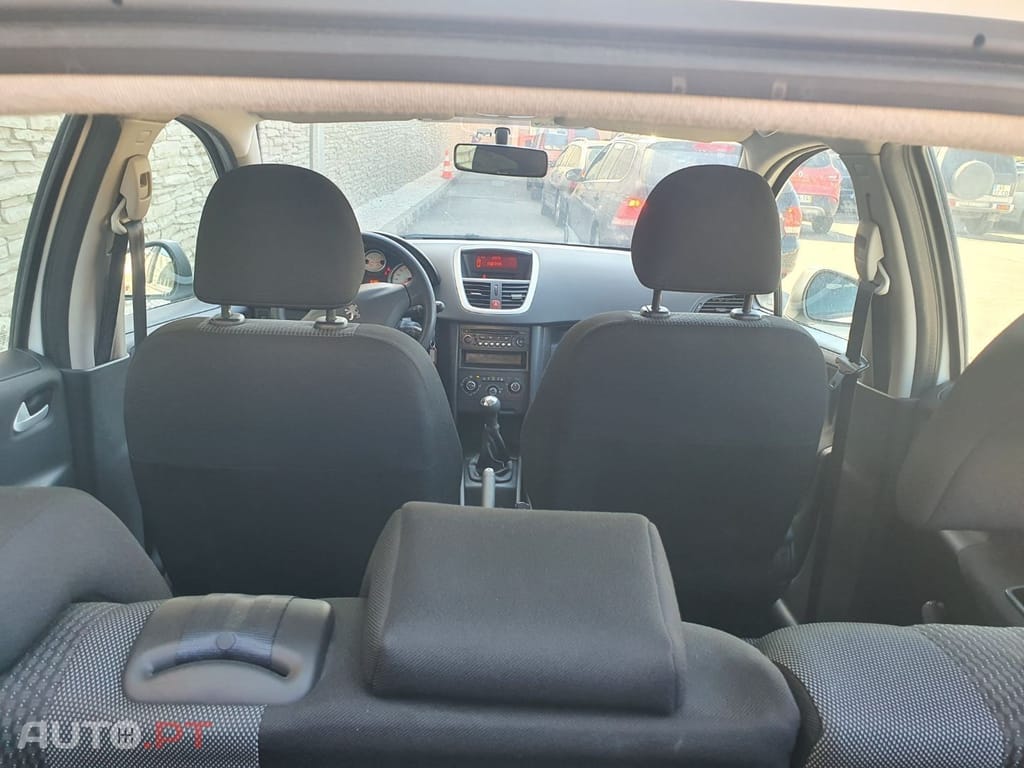 Peugeot 207 1.6 HDi 99g