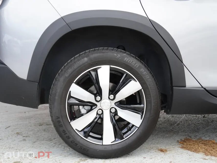 Peugeot 2008 1.5 BlueHDi Allure