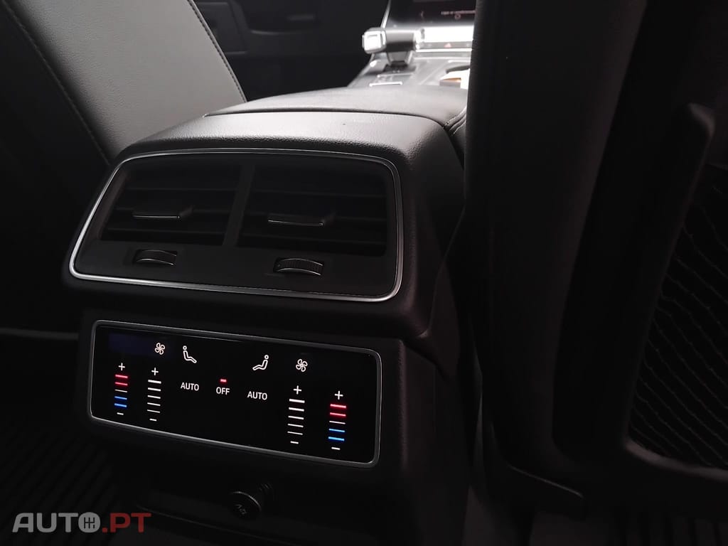 Audi A6 Avant TFSIe Quattro S line S Tronic