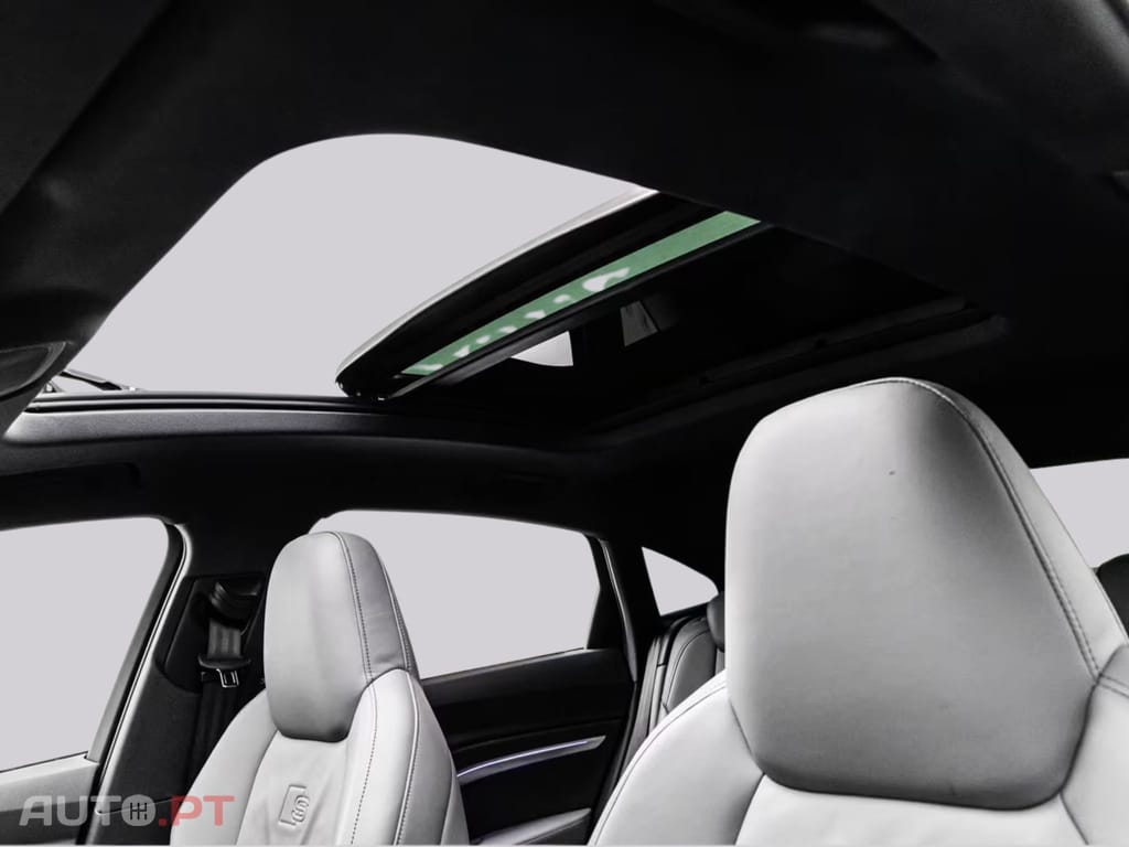 Audi E-Tron S BLACK I.V.A DEDUTIVEL 