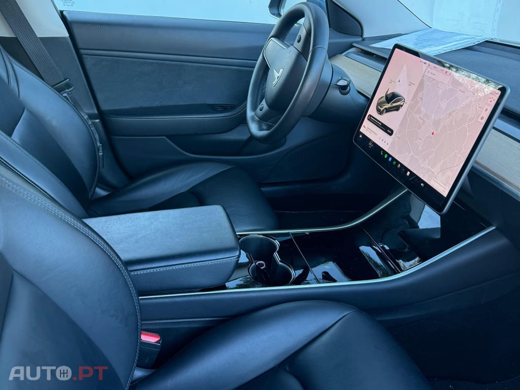 Tesla Model S 75 Business Economy