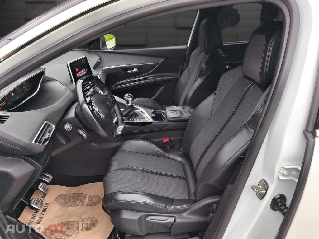 Peugeot 5008 1.5 BlueHDi GT Line
