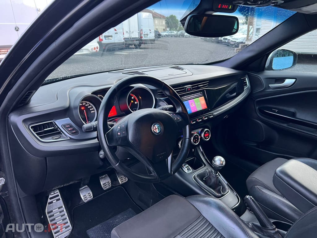 Alfa Romeo Giulietta 1.6 JTDm Distinctive