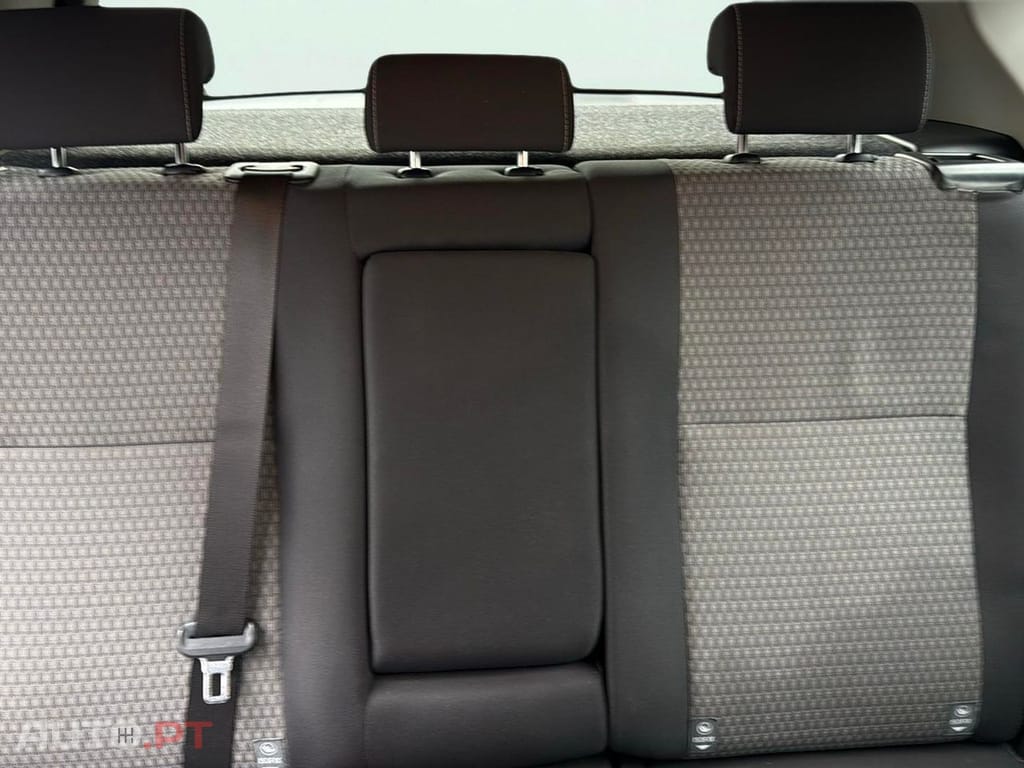 Toyota Auris 1.8 Hybrid