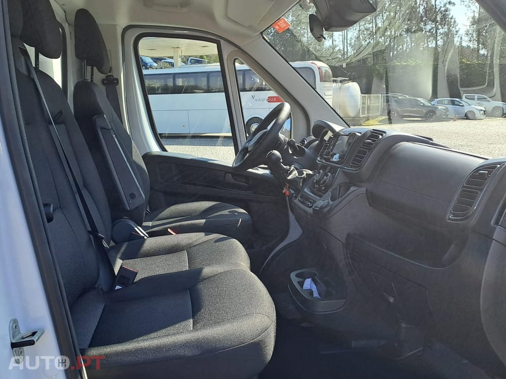 Fiat Ducato Maxi 35 ML 2.2 Multijet 180cv PLATAFORMA ELEVATÓRIA