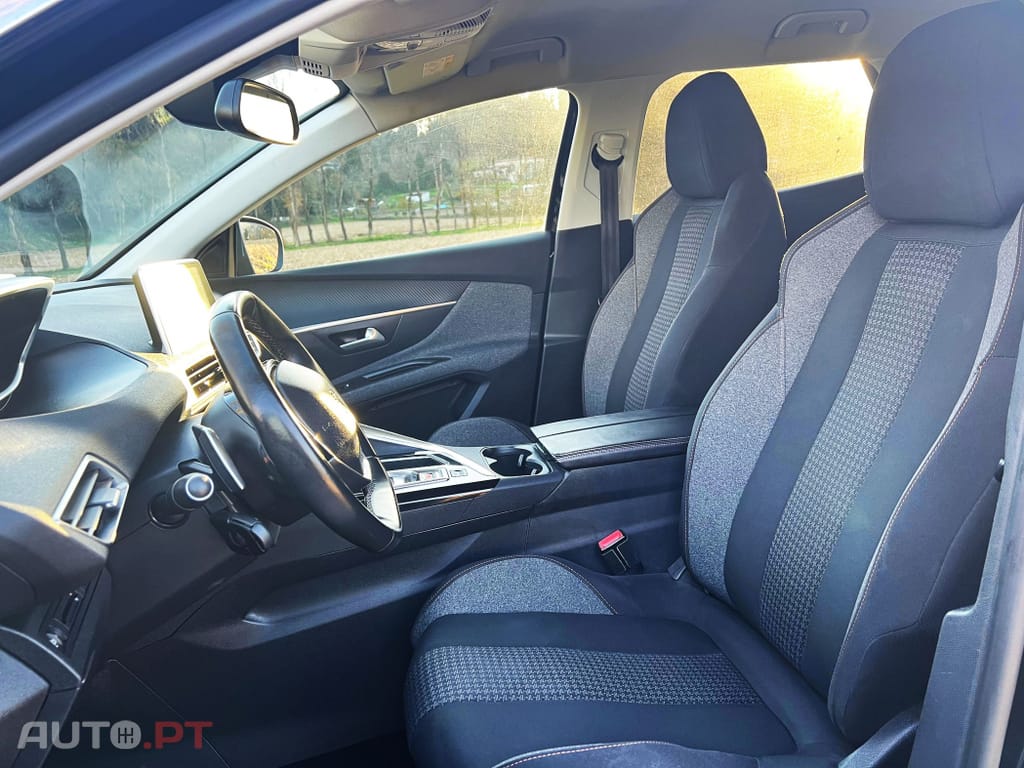 Peugeot 3008 1.6 BlueHDi Active Pack EAT8