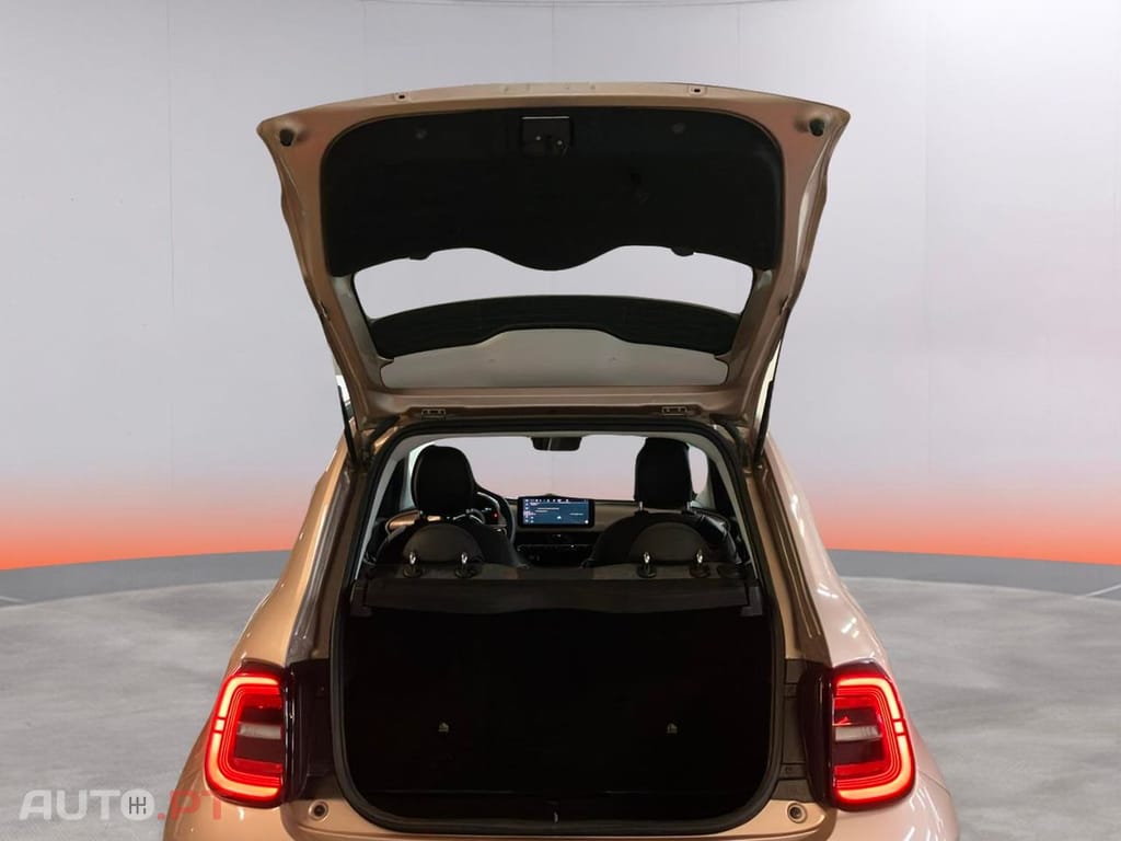 Fiat 500e 42 KWh Icon