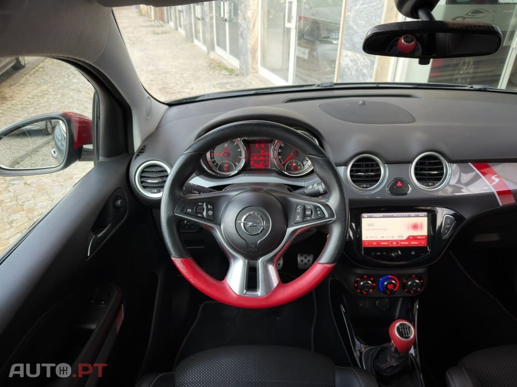 Opel Adam 1.4 T S