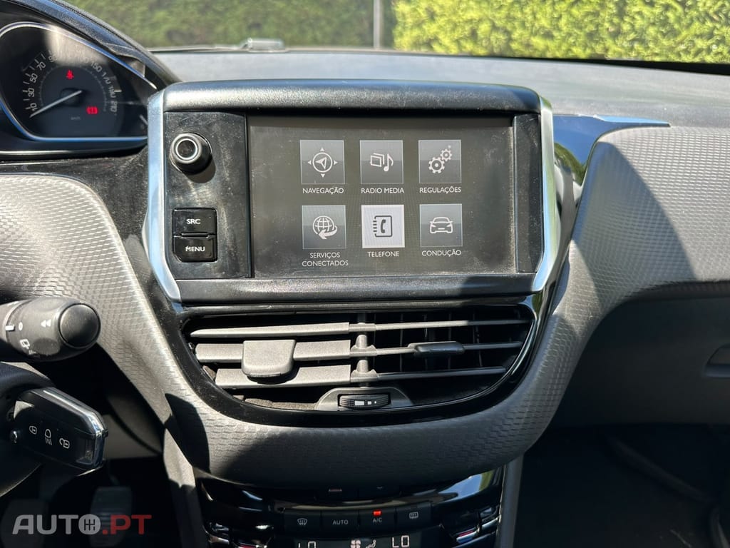 Peugeot 2008 1.6 BlueHDi Allure
