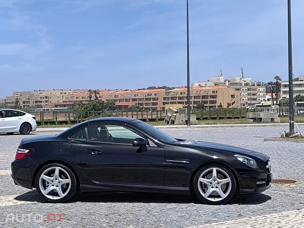 Mercedes-Benz SLK 250 (BlueEFFICIENCY) 7G-TRONIC